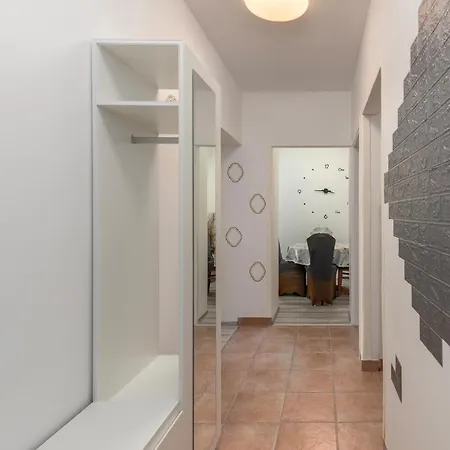 Lejlighed Awesome In With House Sea View Rijeka