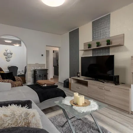 Awesome In With House Sea View Lejlighed *