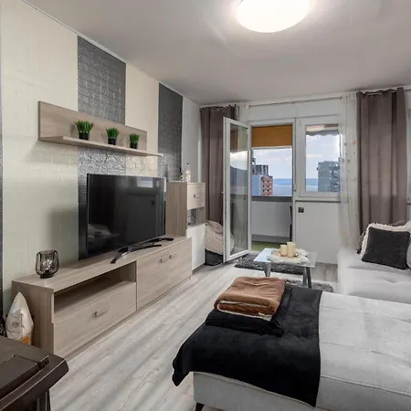 Awesome In With House Sea View